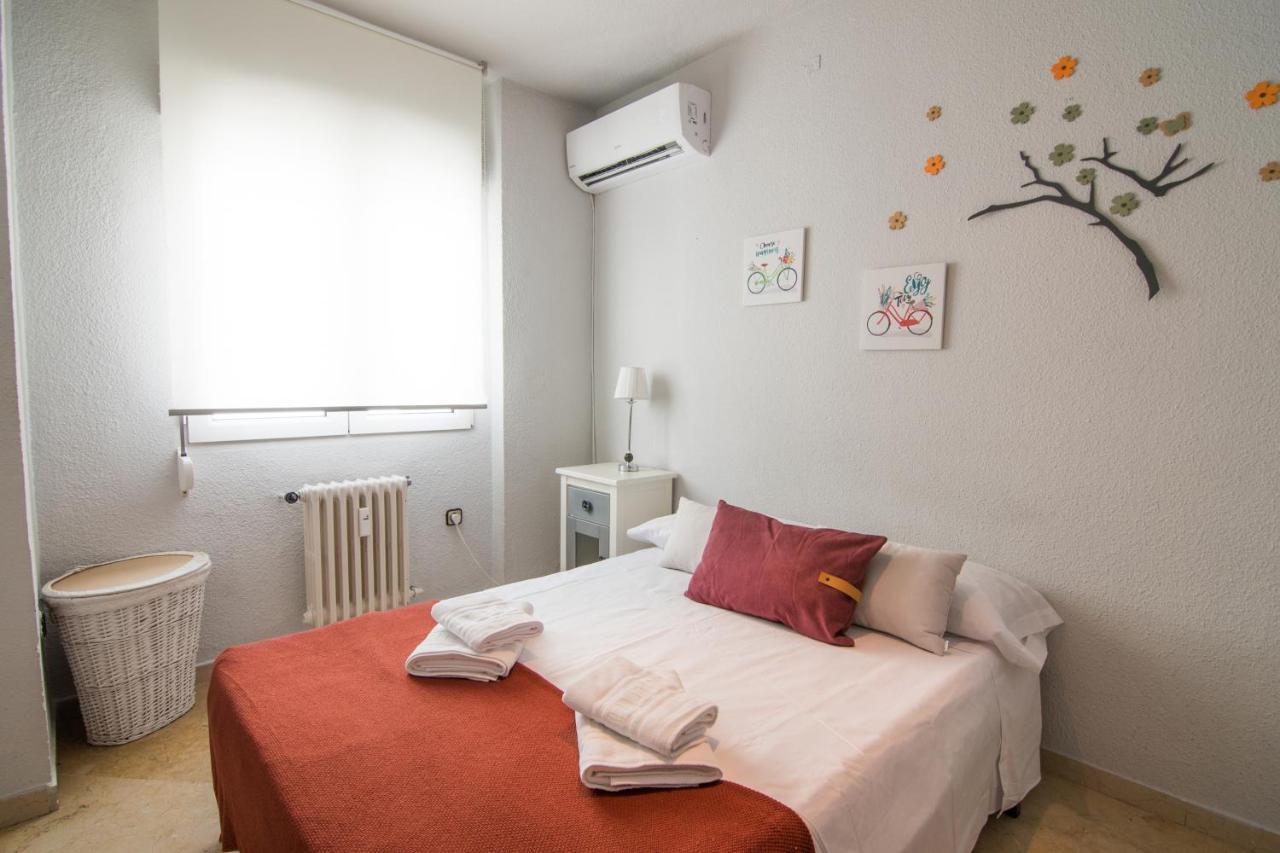 Lope De Vega Apartment Granada Exterior photo